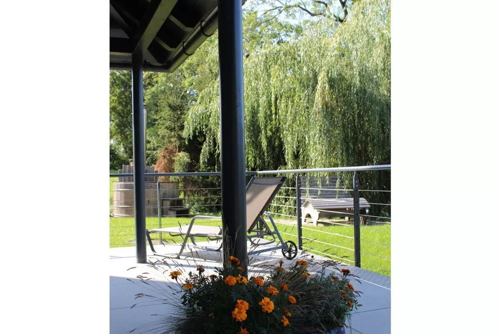 94710-Gardens summer