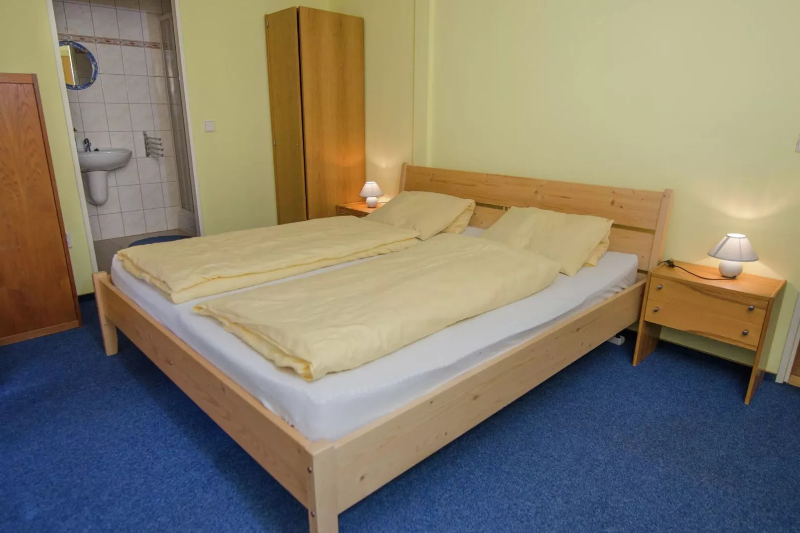 Vysnenydum-Bedroom