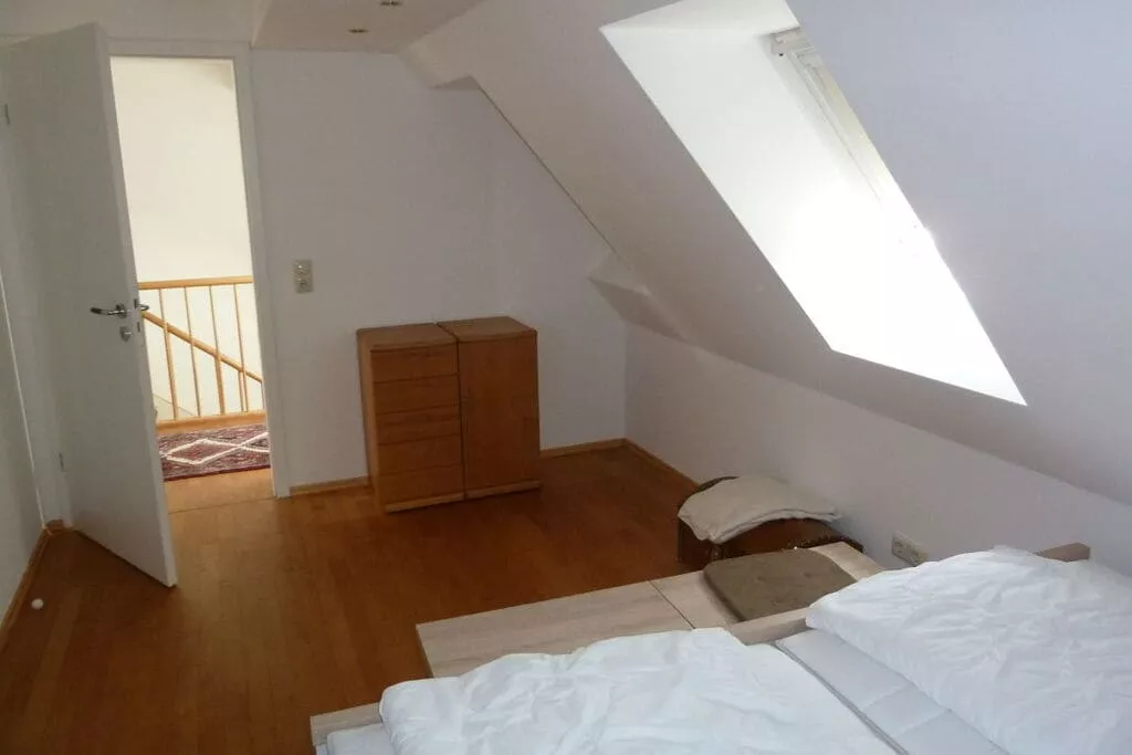 221088-Bedroom