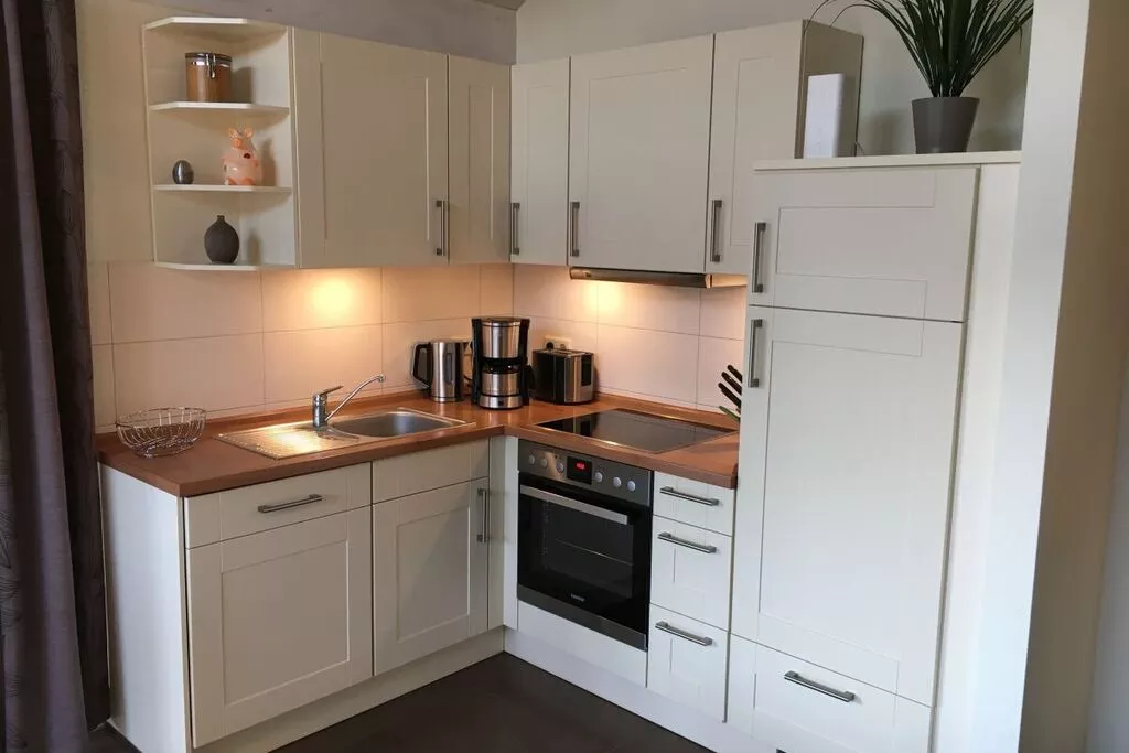 318557-Kitchen