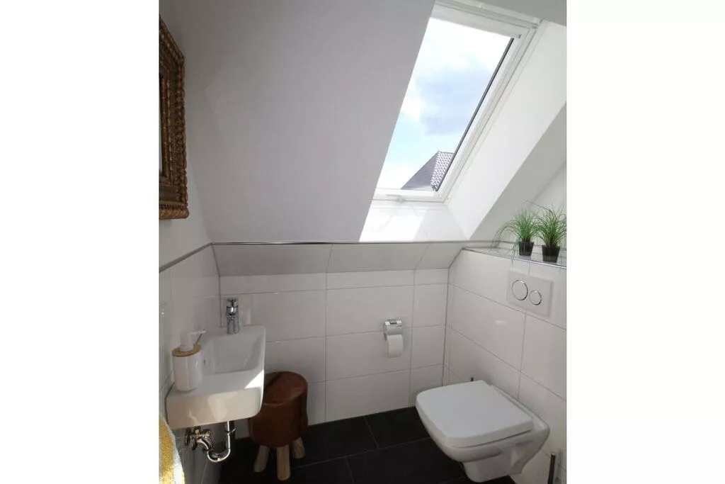 332640-Bathroom