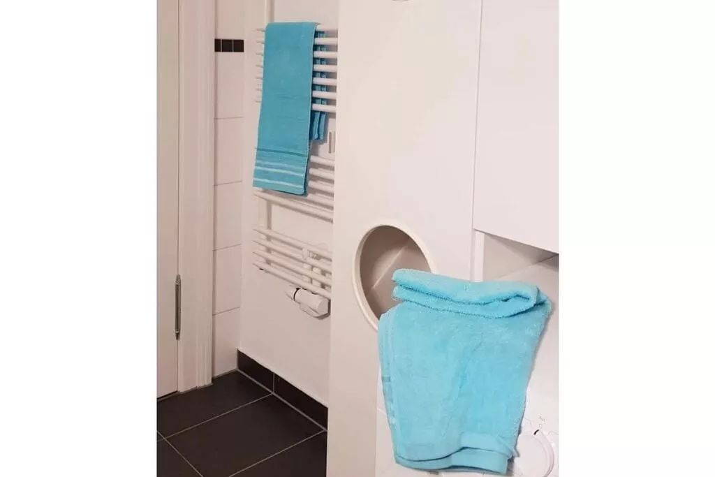 259614-Bathroom