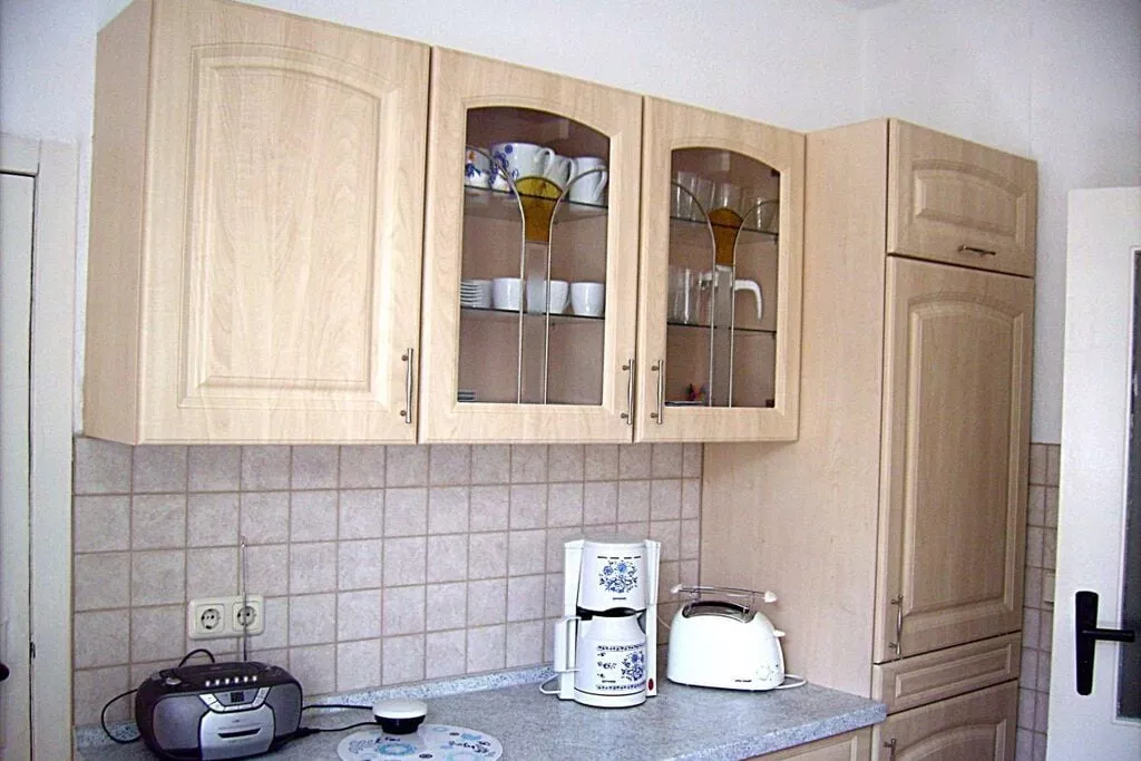 52353-Kitchen