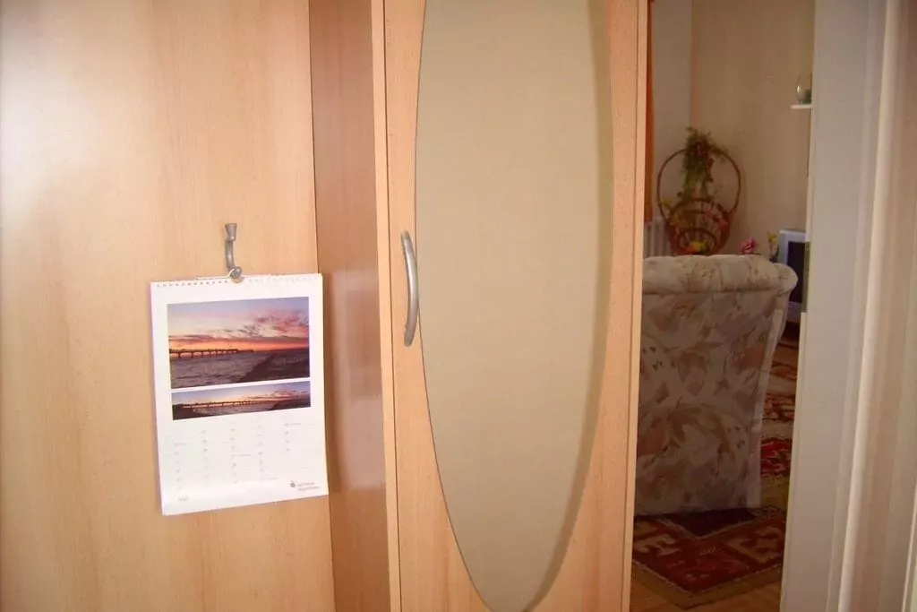 52353-Bedroom
