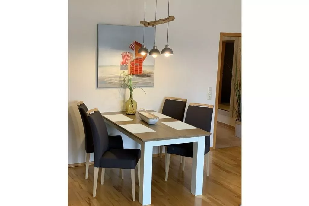 315121-Dining room