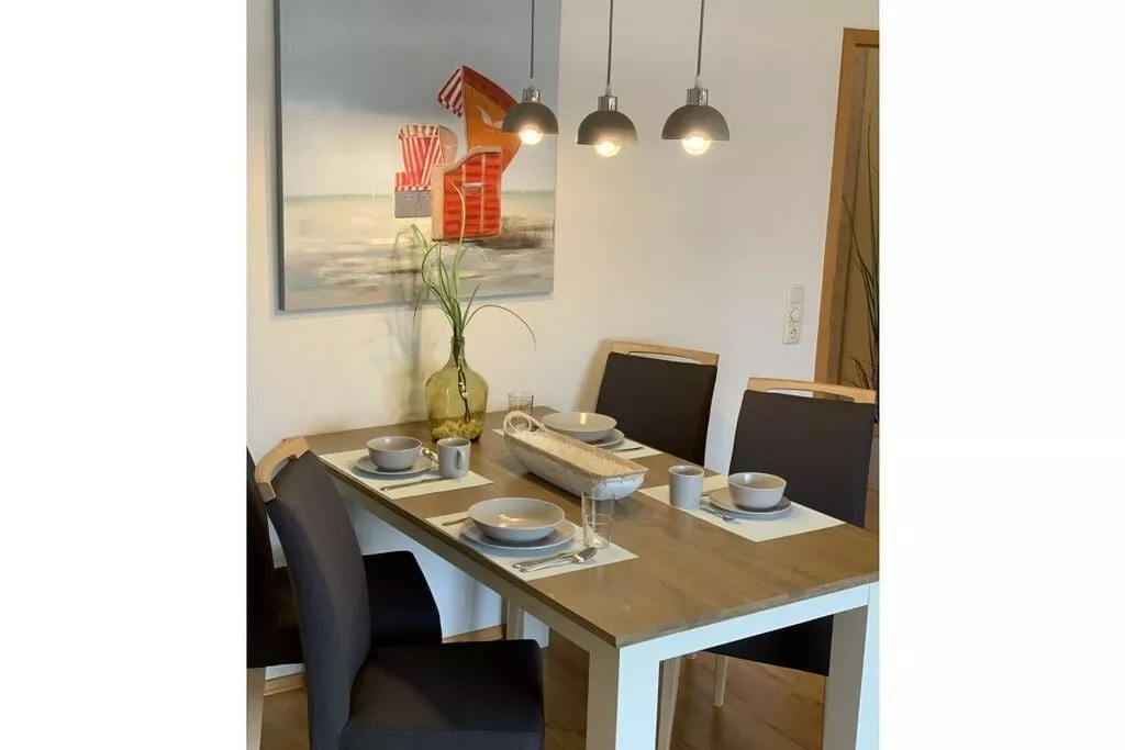 315121-Dining room