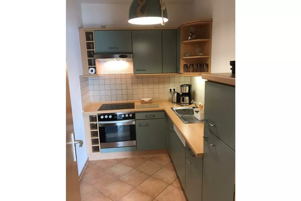 315121-Kitchen