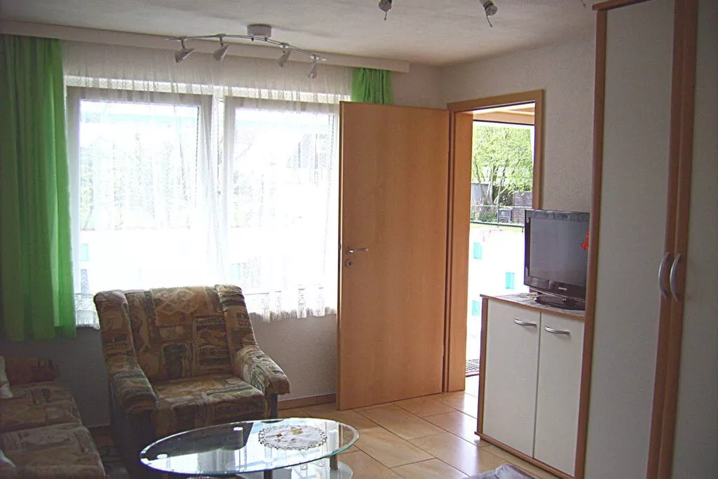 24952-Wohnzimmer