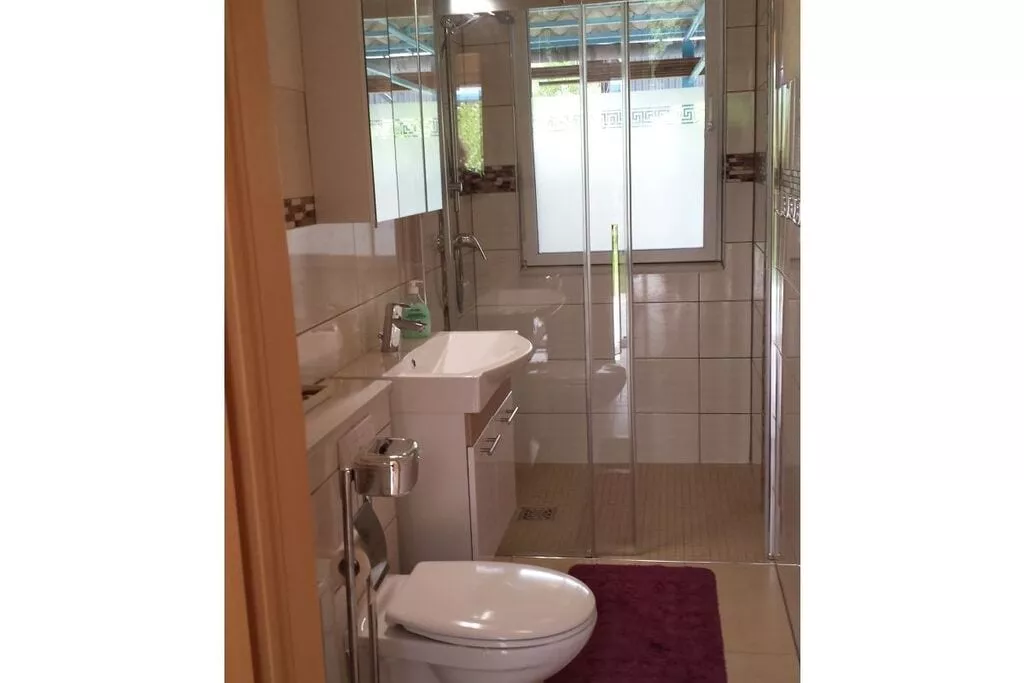 24952-Badezimmer