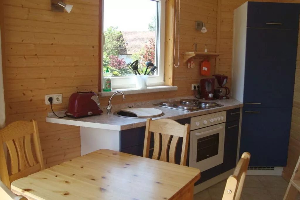 61116-Kitchen