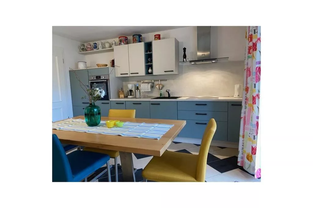 86502-Kitchen