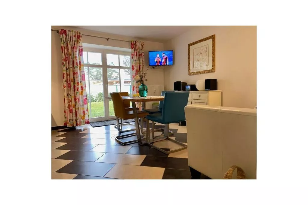 86502-Dining room