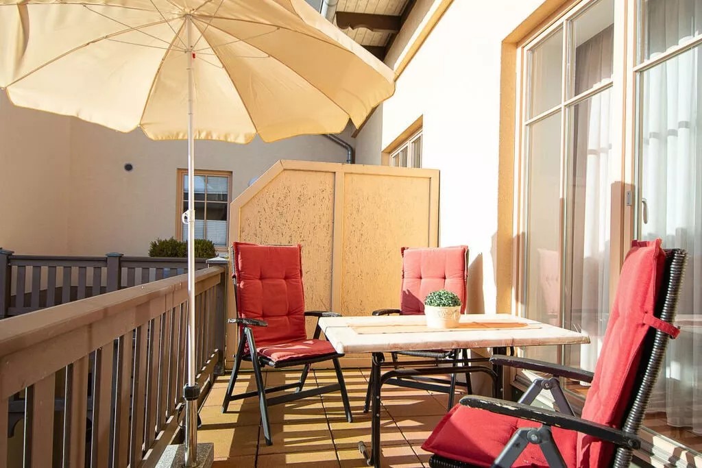 74060-Terrace balcony