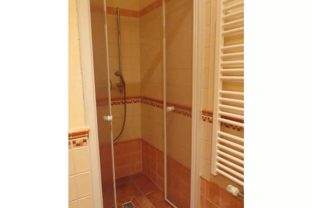 74060-Bathroom