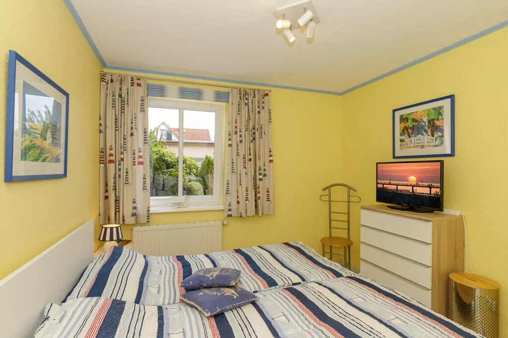 97791-Bedroom