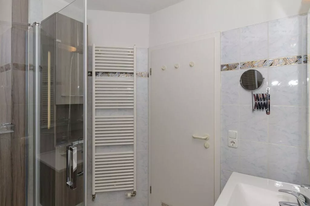 97791-Bathroom