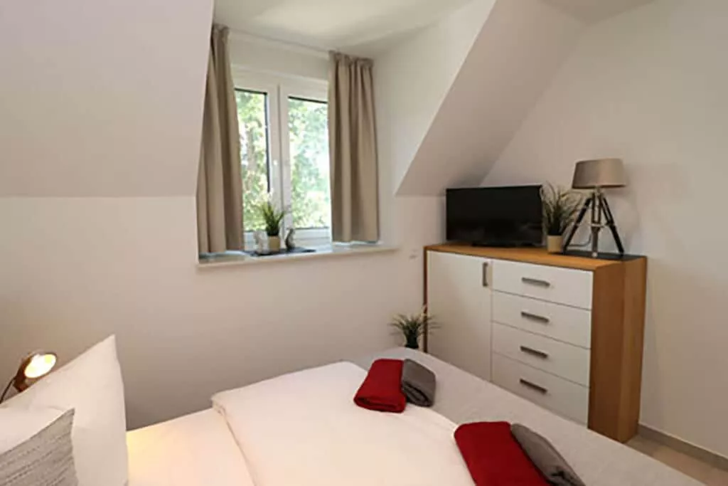 310362-Bedroom