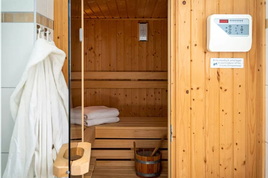 320028-Bathroom