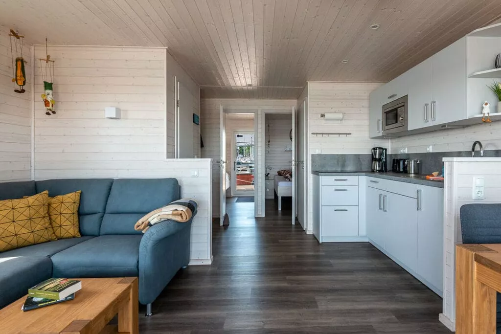 475468-Living room