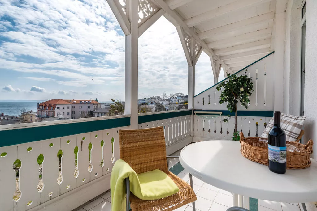 296709-Terrace balcony