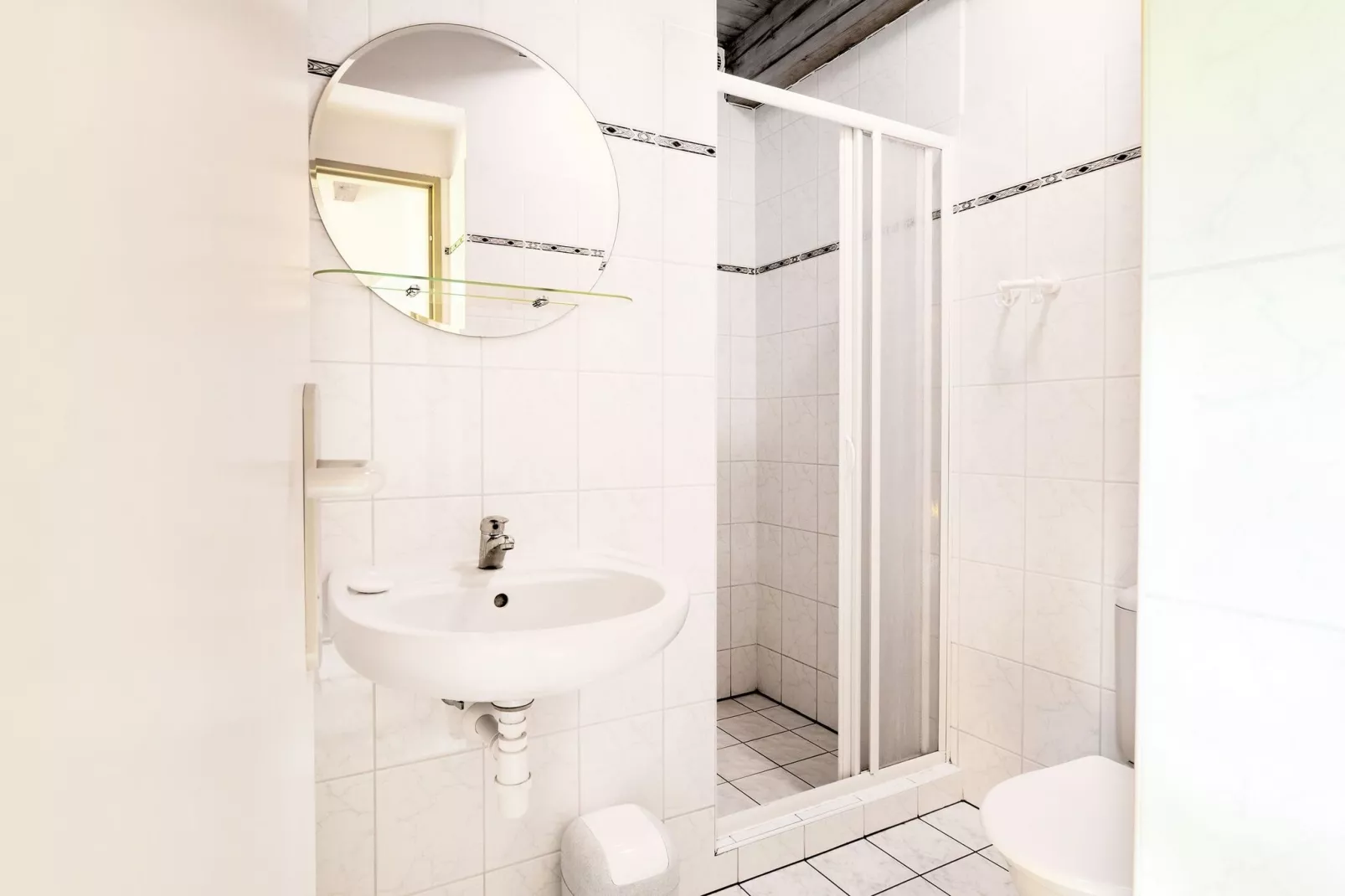 Druzstvo Belvédère-Bathroom