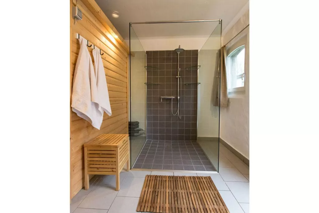 231175-Bathroom