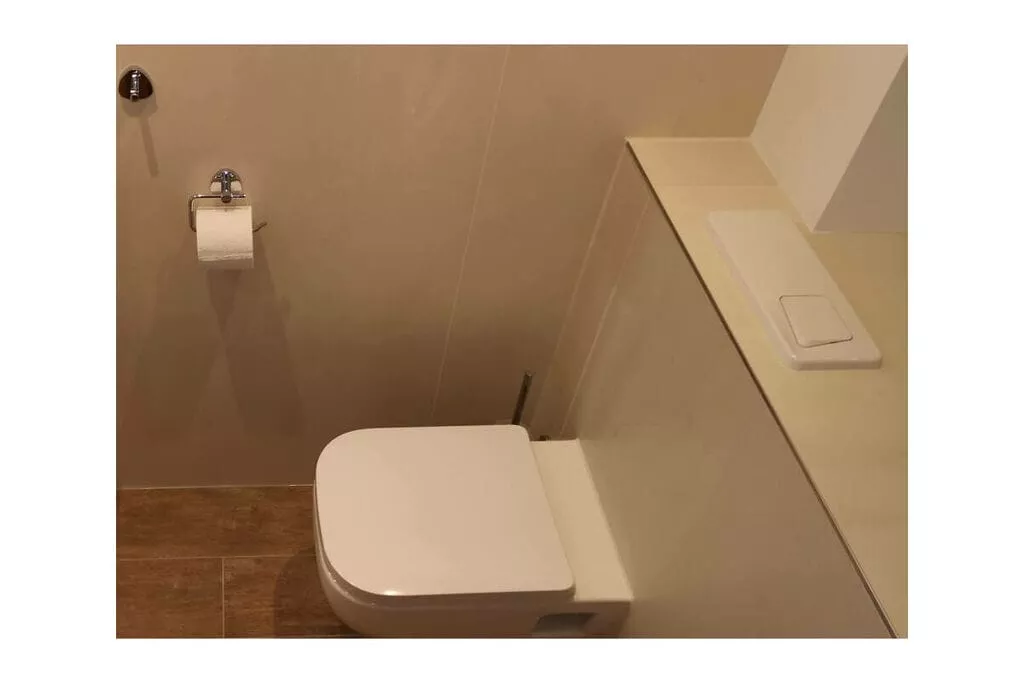 50107-Bathroom
