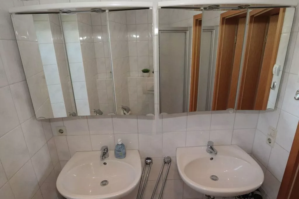 44756-Bathroom