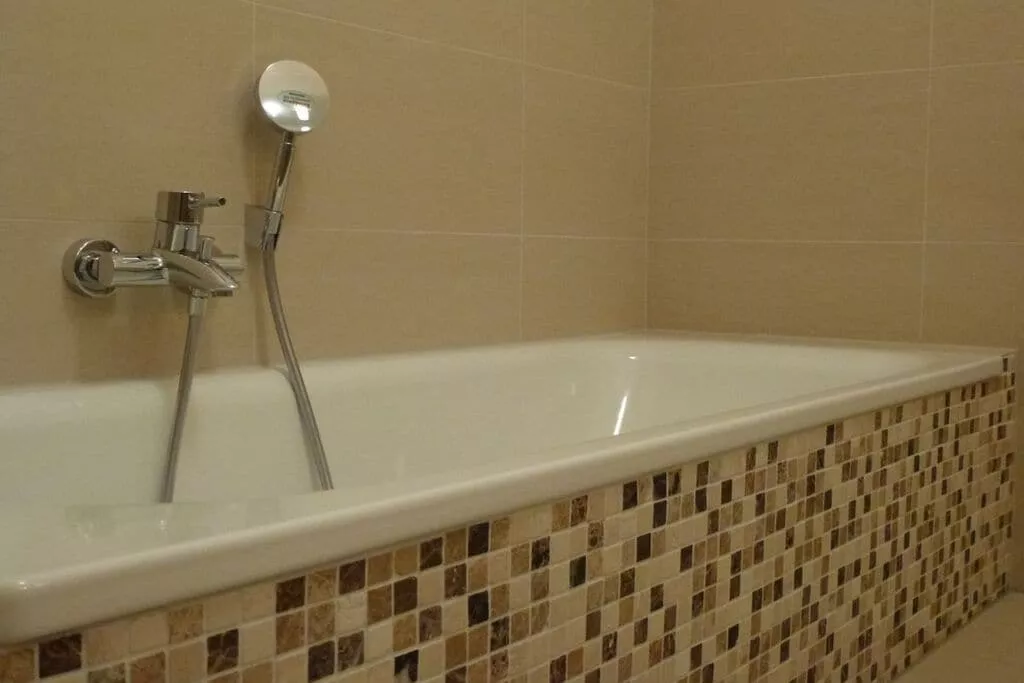 68271-Bathroom