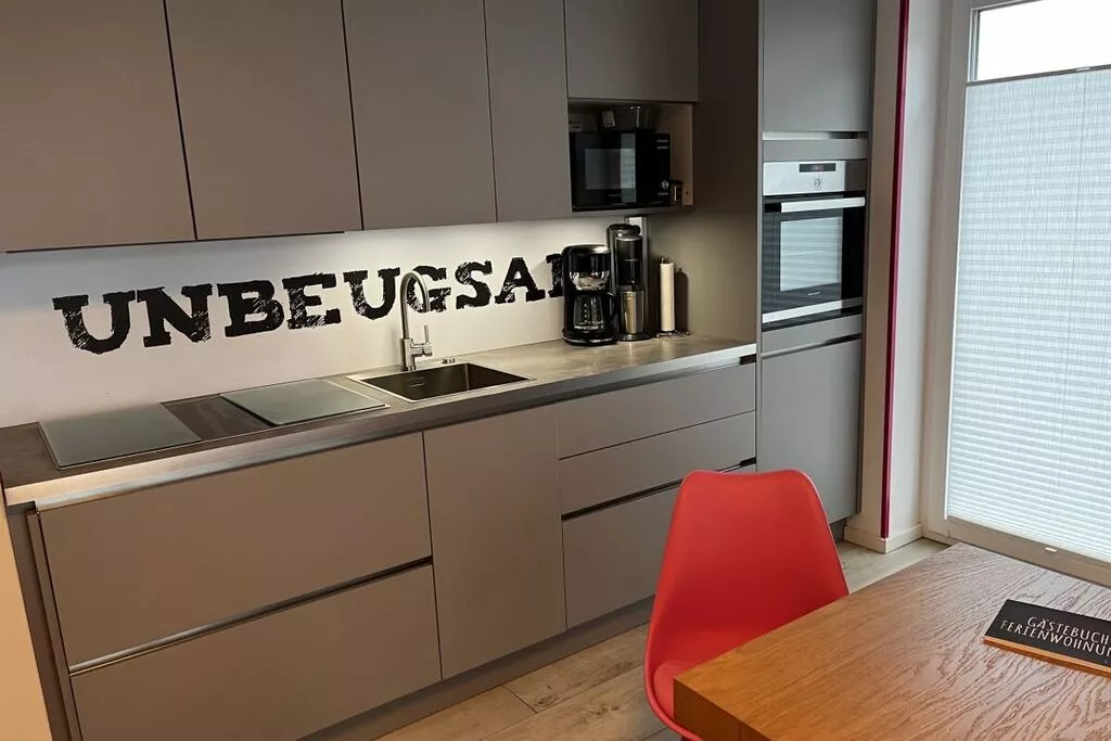 474634-Kitchen