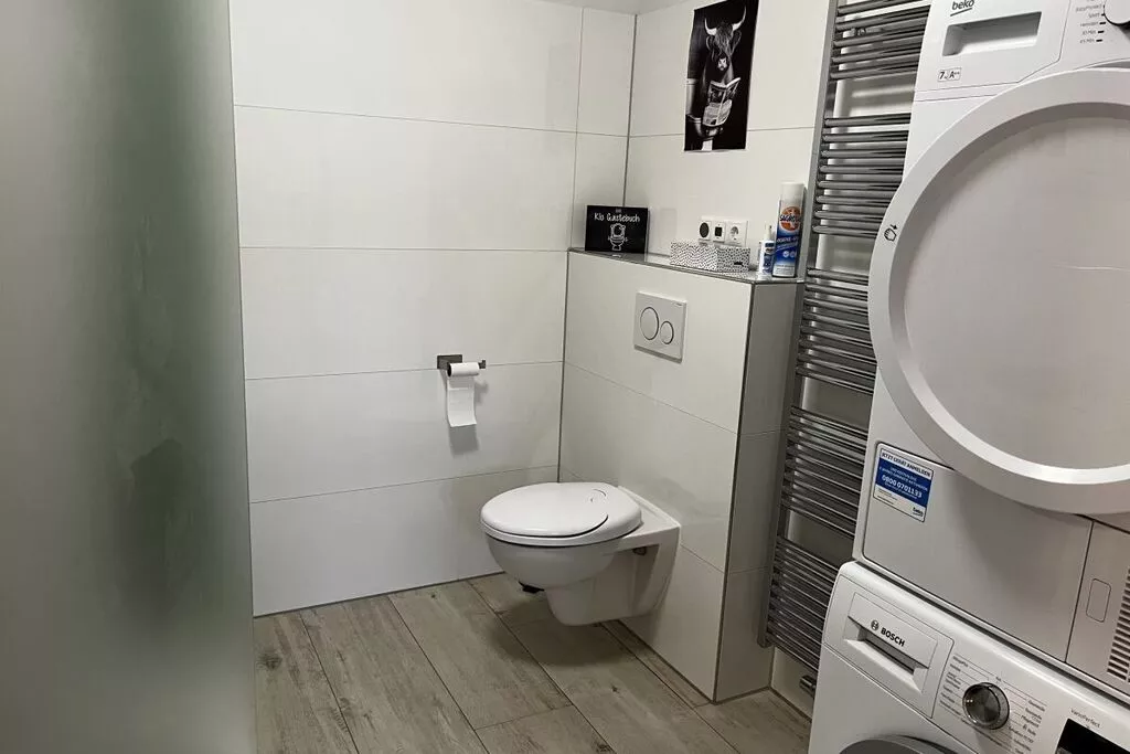 474634-Bathroom