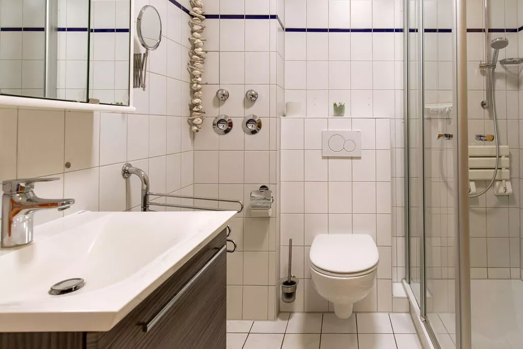 88177-Bathroom