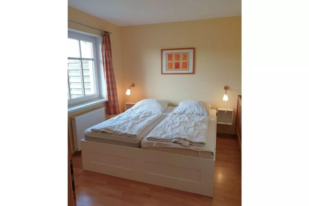 263089-Bedroom