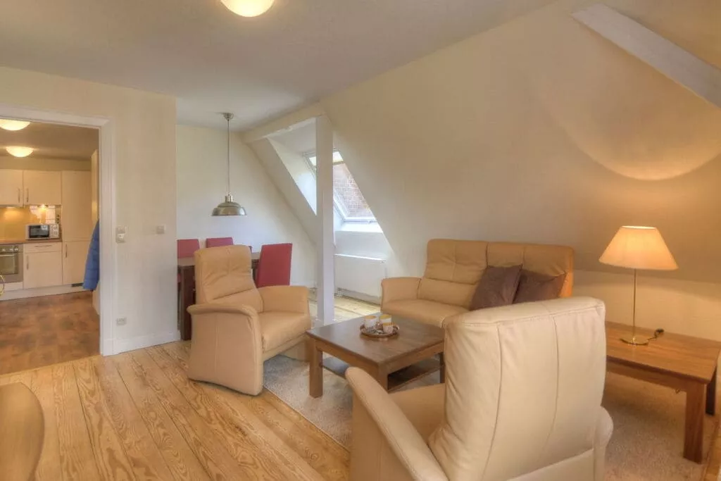 97806-Living room
