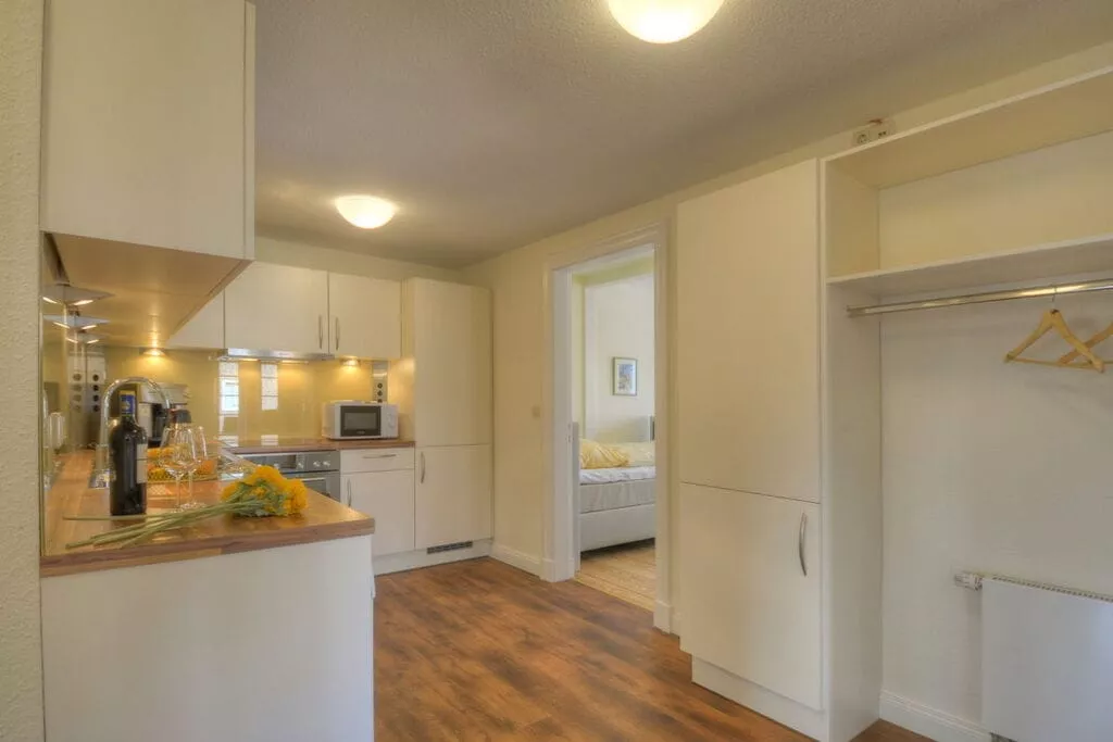 97806-Kitchen
