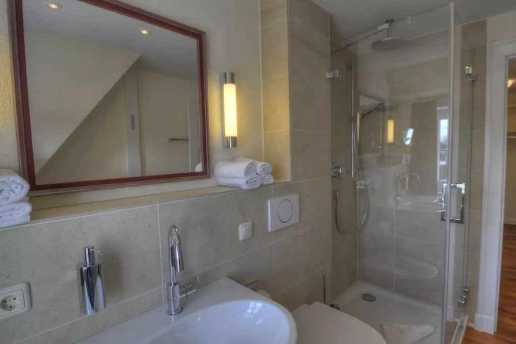97810-Bathroom