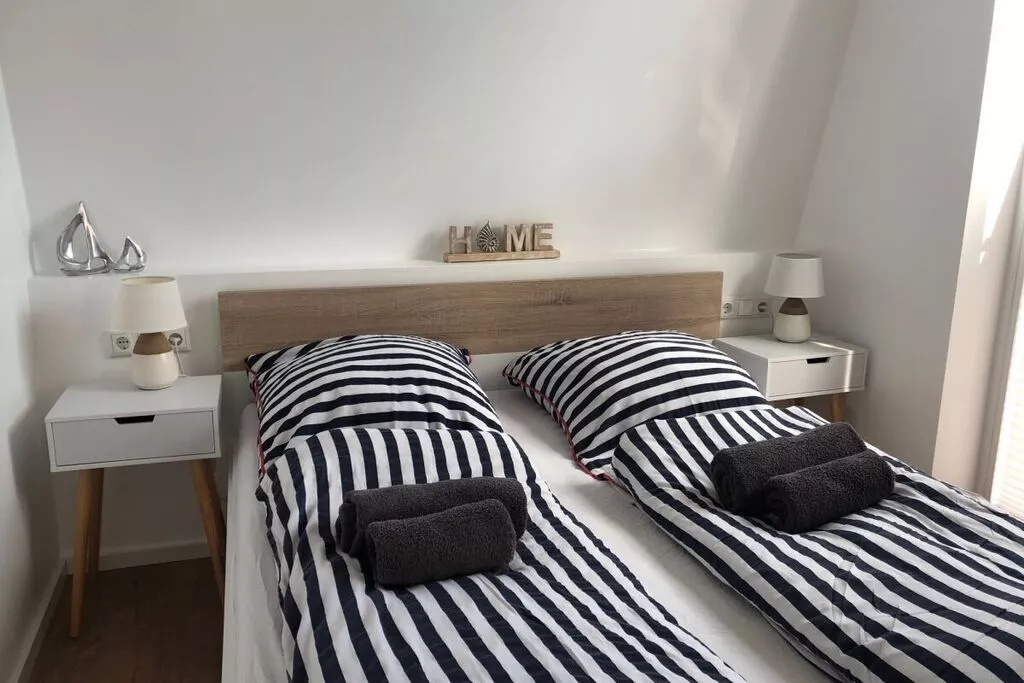 311234-Bedroom