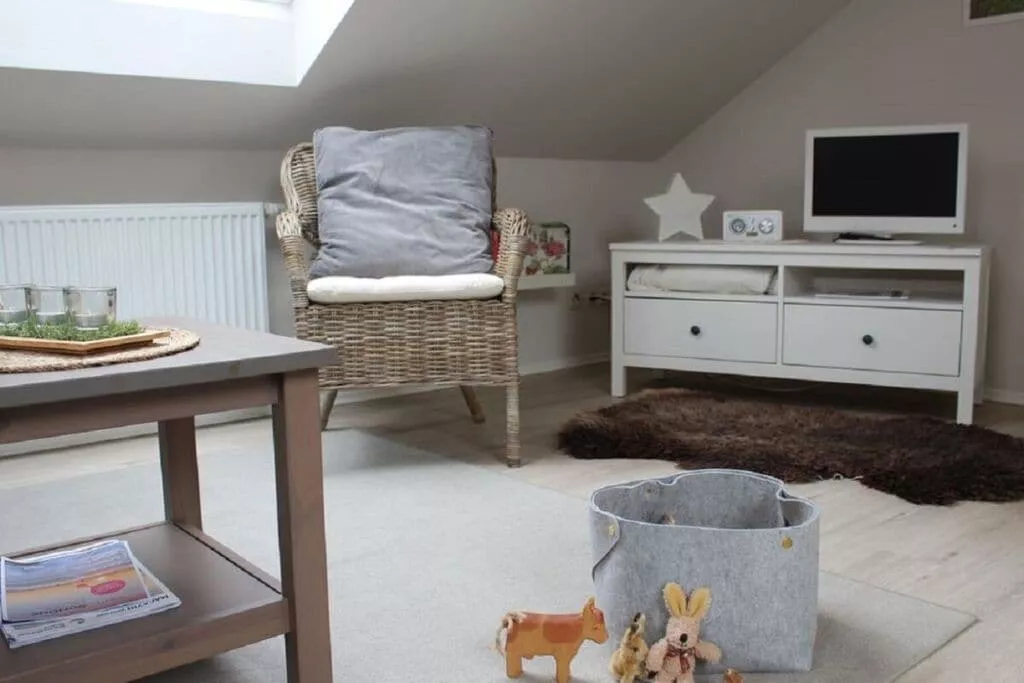 301680-Living room