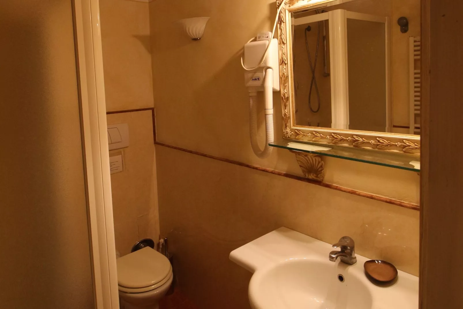 Dei Medici-Bathroom