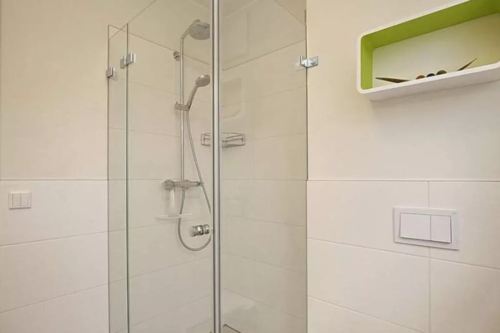 206113-Bathroom