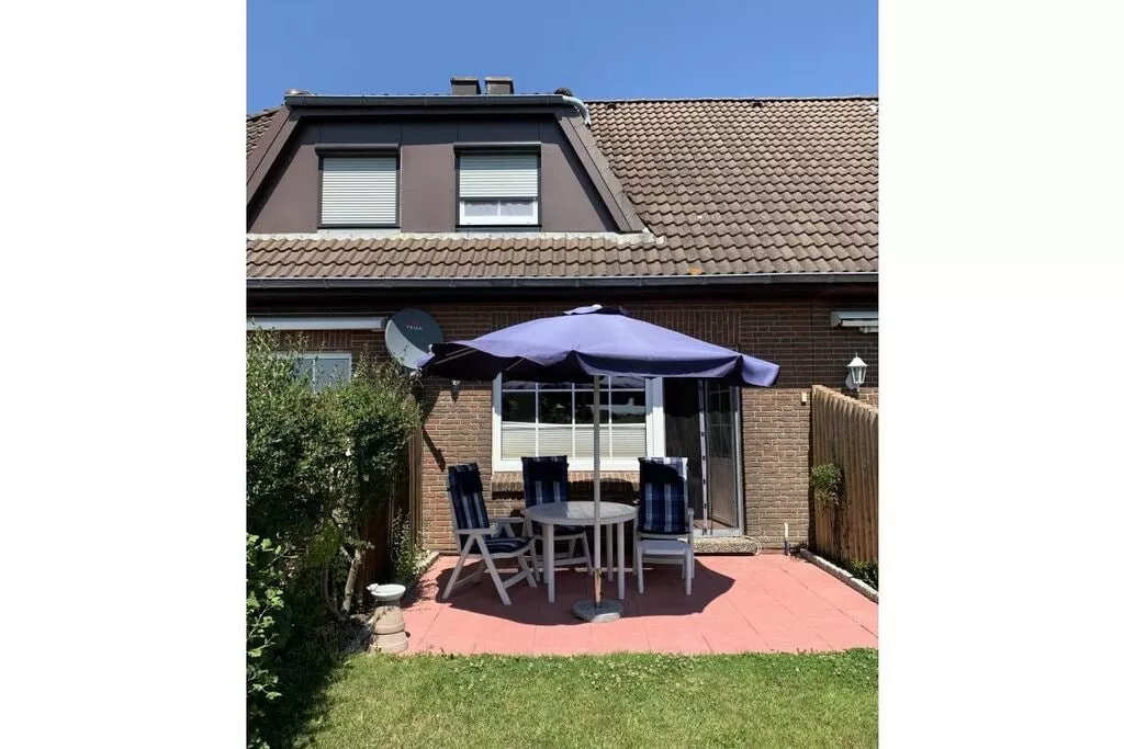 280-Exterior summer