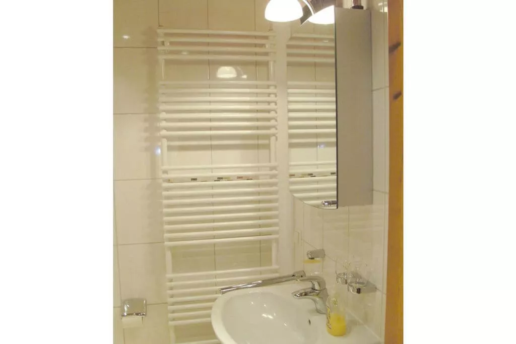 280-Bathroom