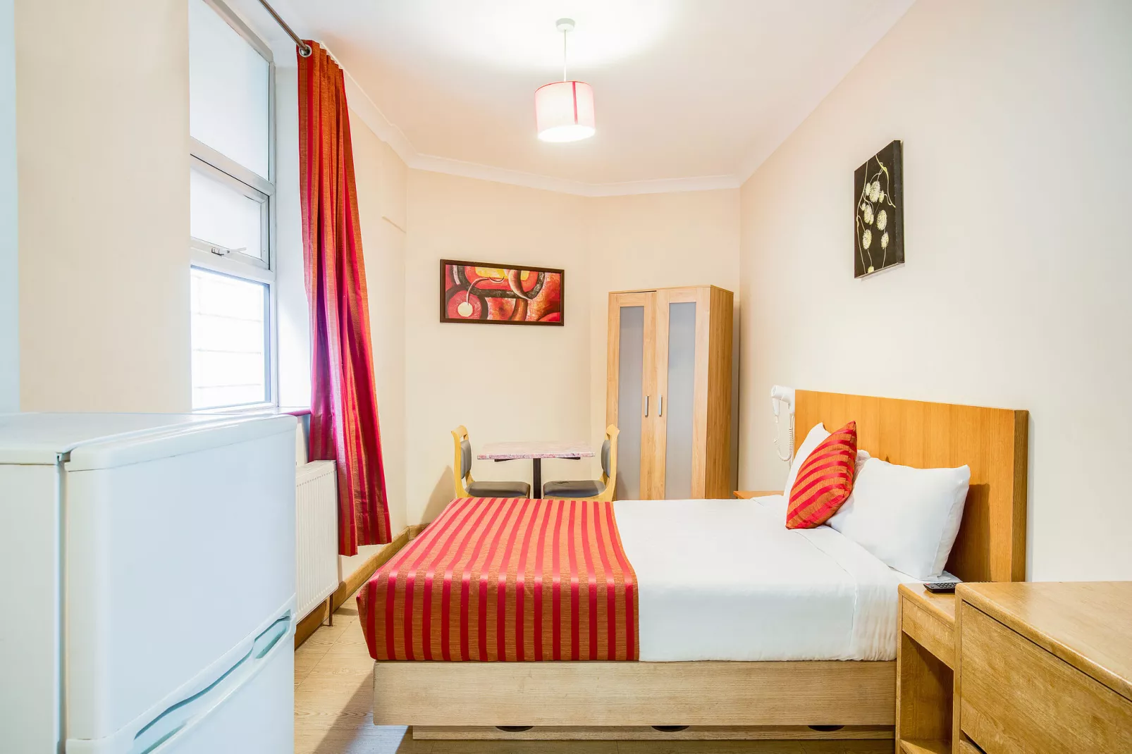 The Grove Apartments-Bedroom