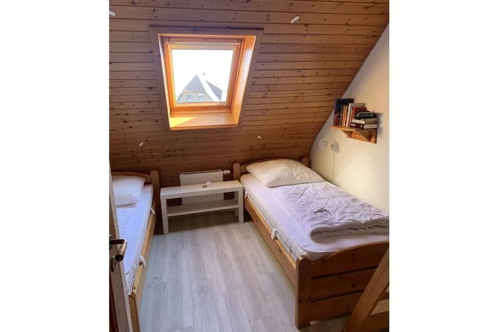 280-Bedroom