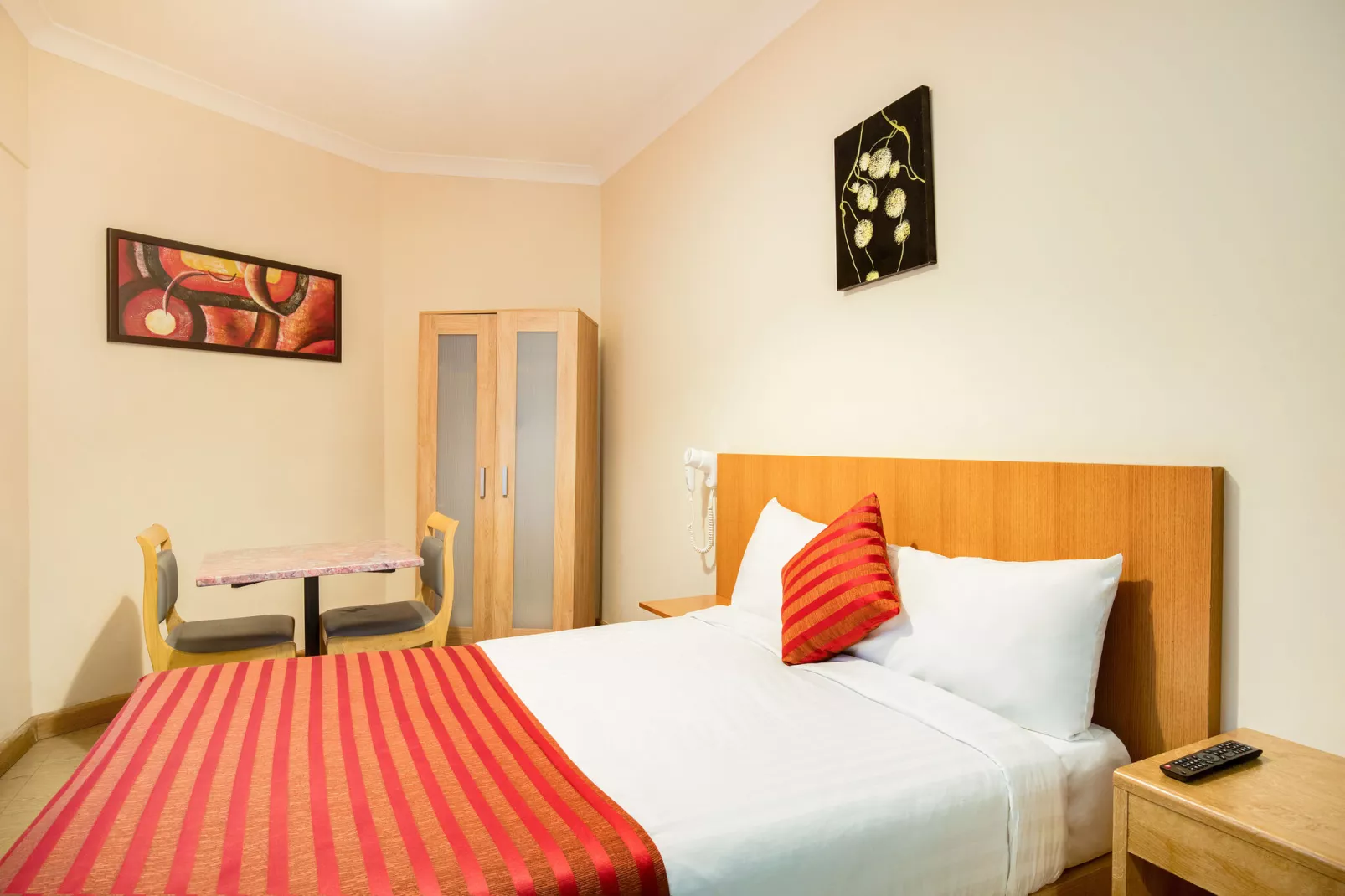 The Grove Apartments-Bedroom