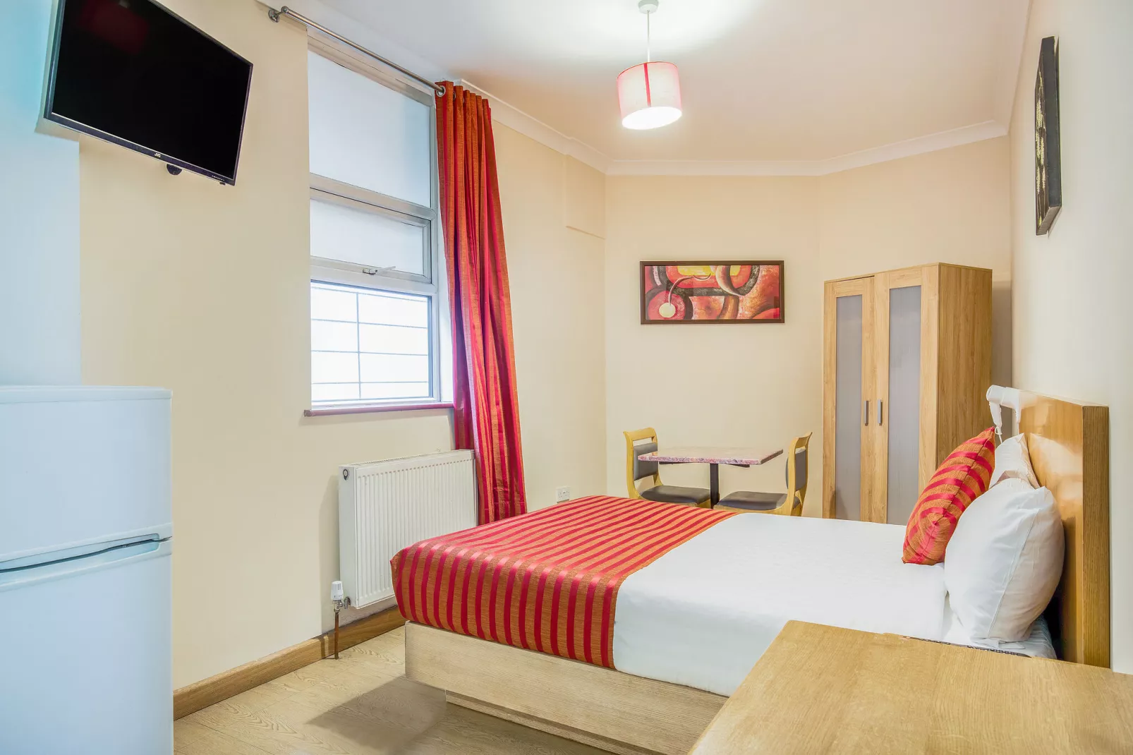 The Grove Apartments-Bedroom