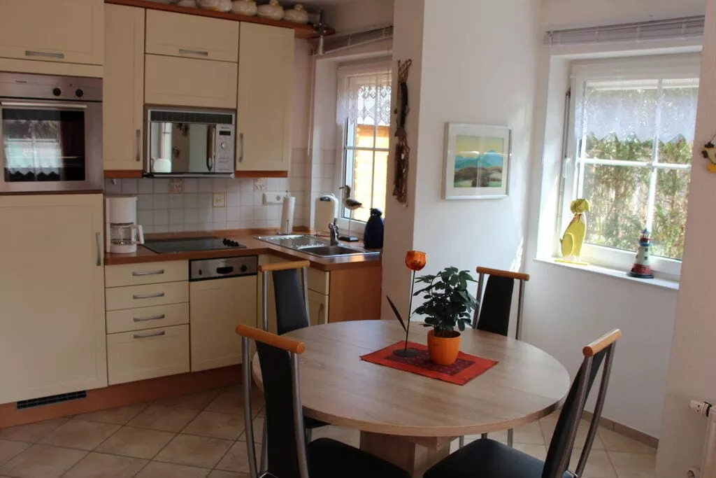 319172-Kitchen