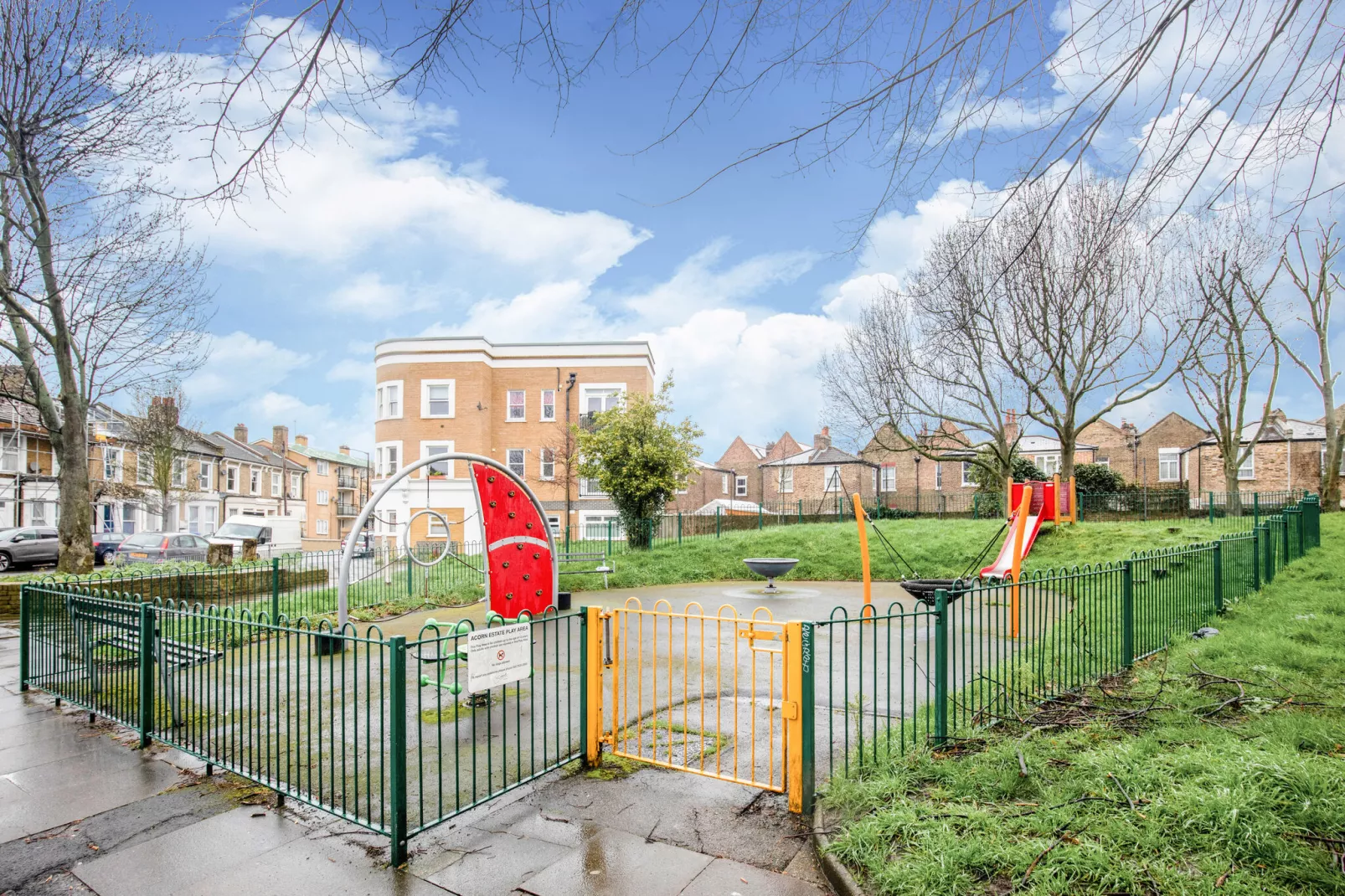 The Grove Apartments-Park facilities