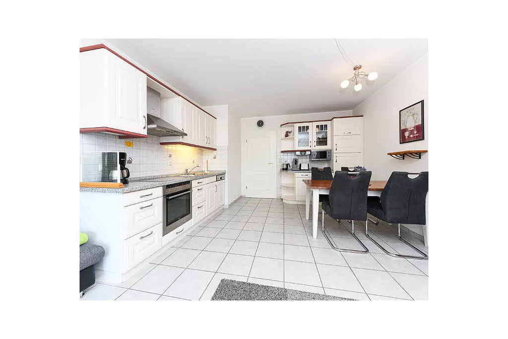 55576-Kitchen