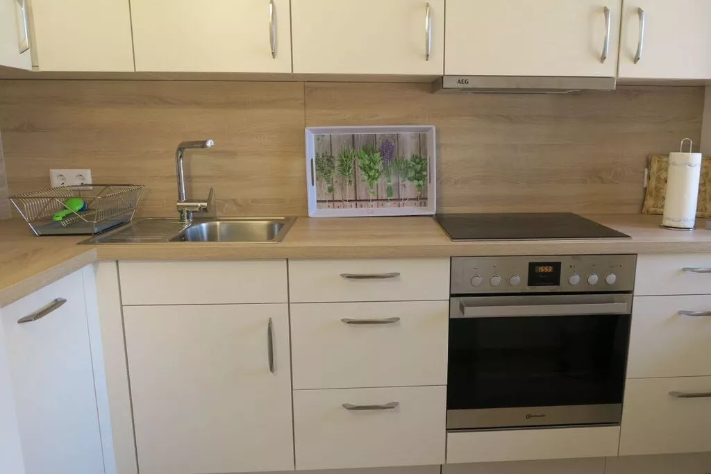229358-Kitchen